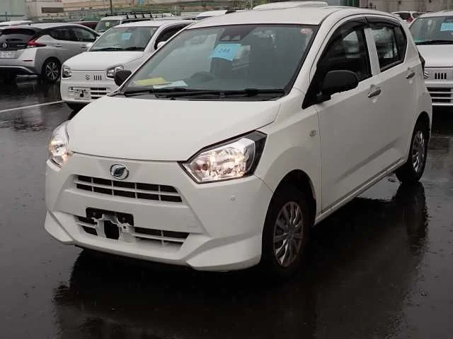 Daihatsu Mira e:S LA350S 2023